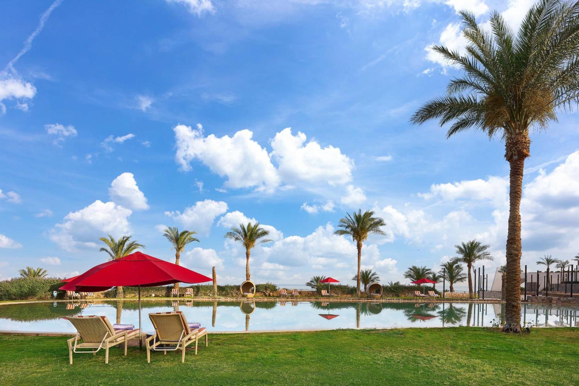 Retac Qunay Dahab Resort & Spa Exterior foto View of the community's lagoon